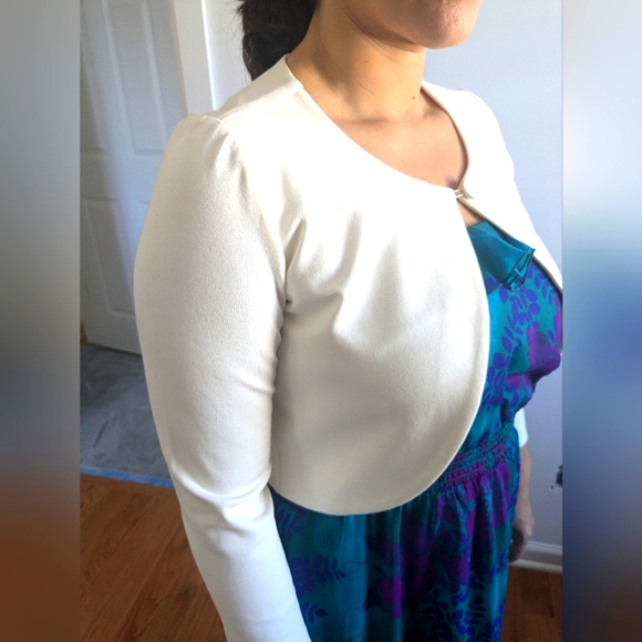 Cardigan Crop - Picture 3 of 8